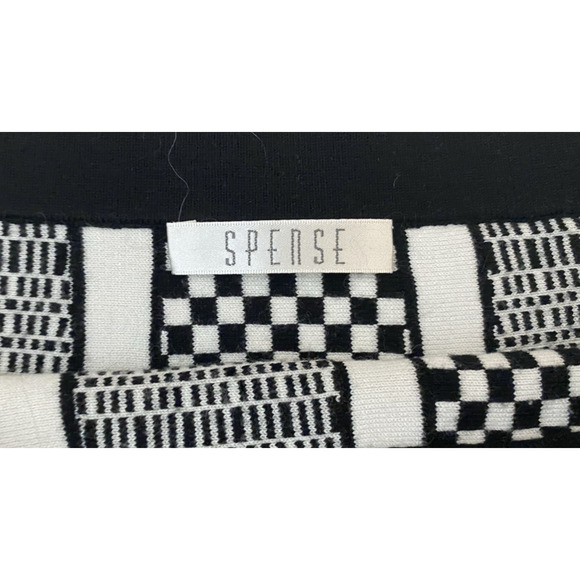 Spense Skirt Womens Sz Medium Black White Patterned Knee Length Flared Fit Skirt - Picture 3 of 6